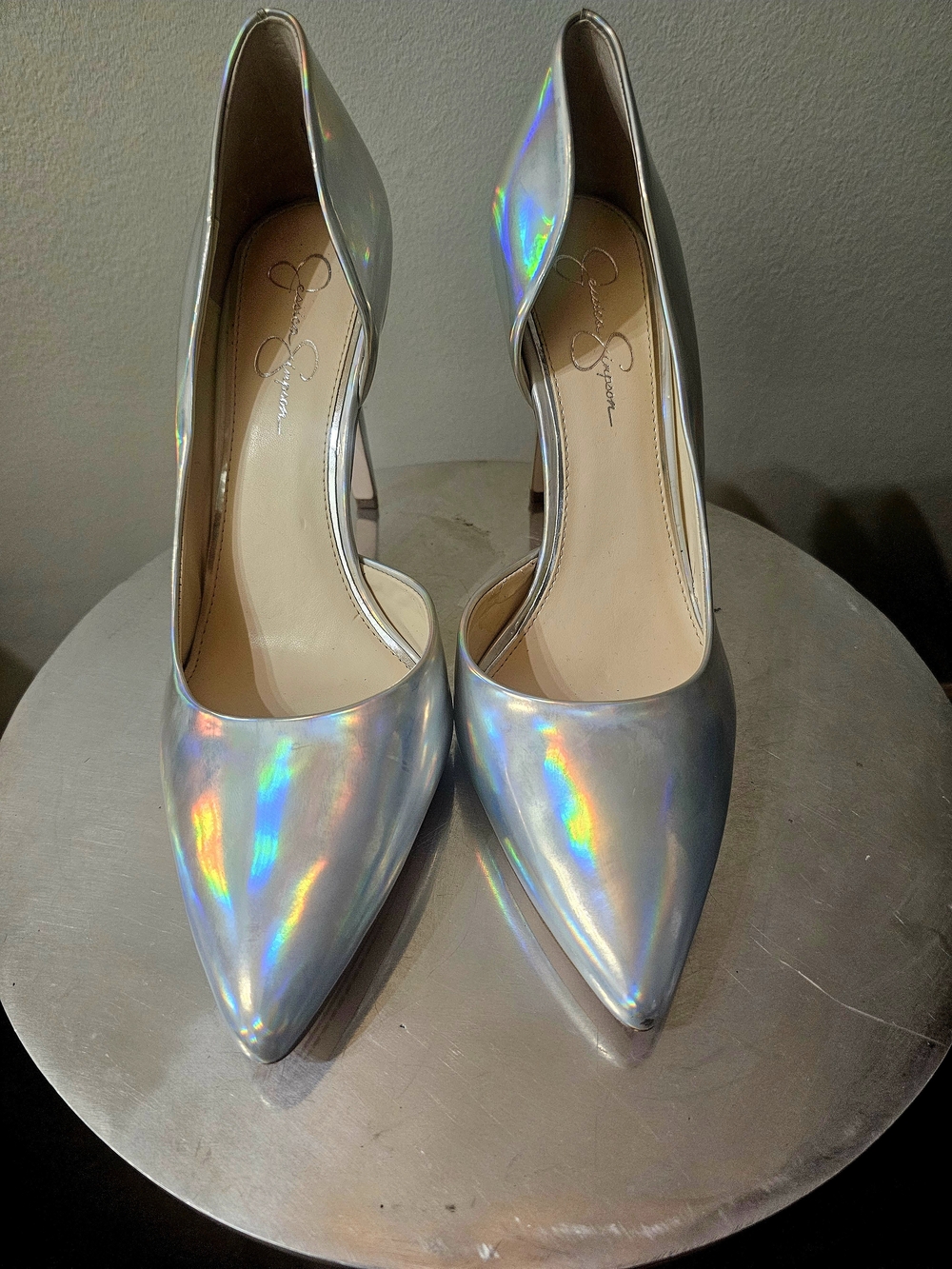 Jessica Simpson Silver Holographic Pointed-Toe Pumps Size 11